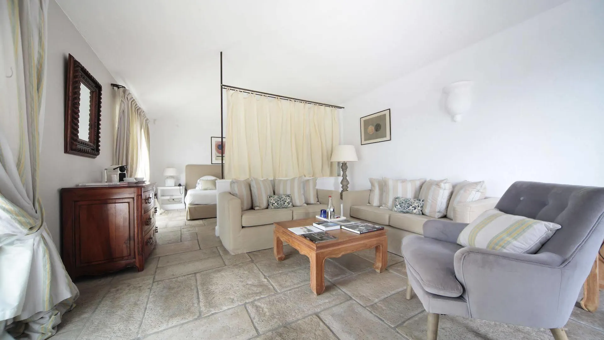 Hotel & Restaurant Alain Llorca La Colle-sur-Loup