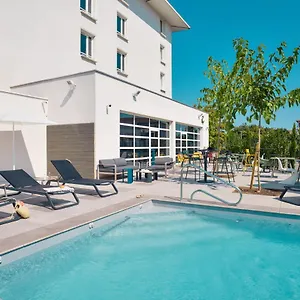Hotel Ibis Styles Lyon Stadium