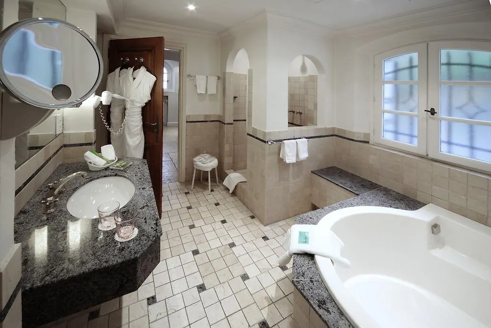 Hotel & Restaurant Alain Llorca La Colle-sur-Loup