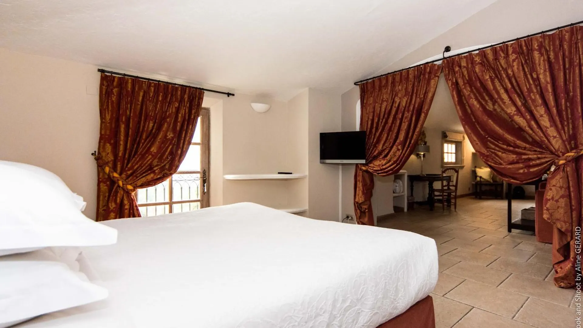 Hotel & Restaurant Alain Llorca La Colle-sur-Loup 4*,  France