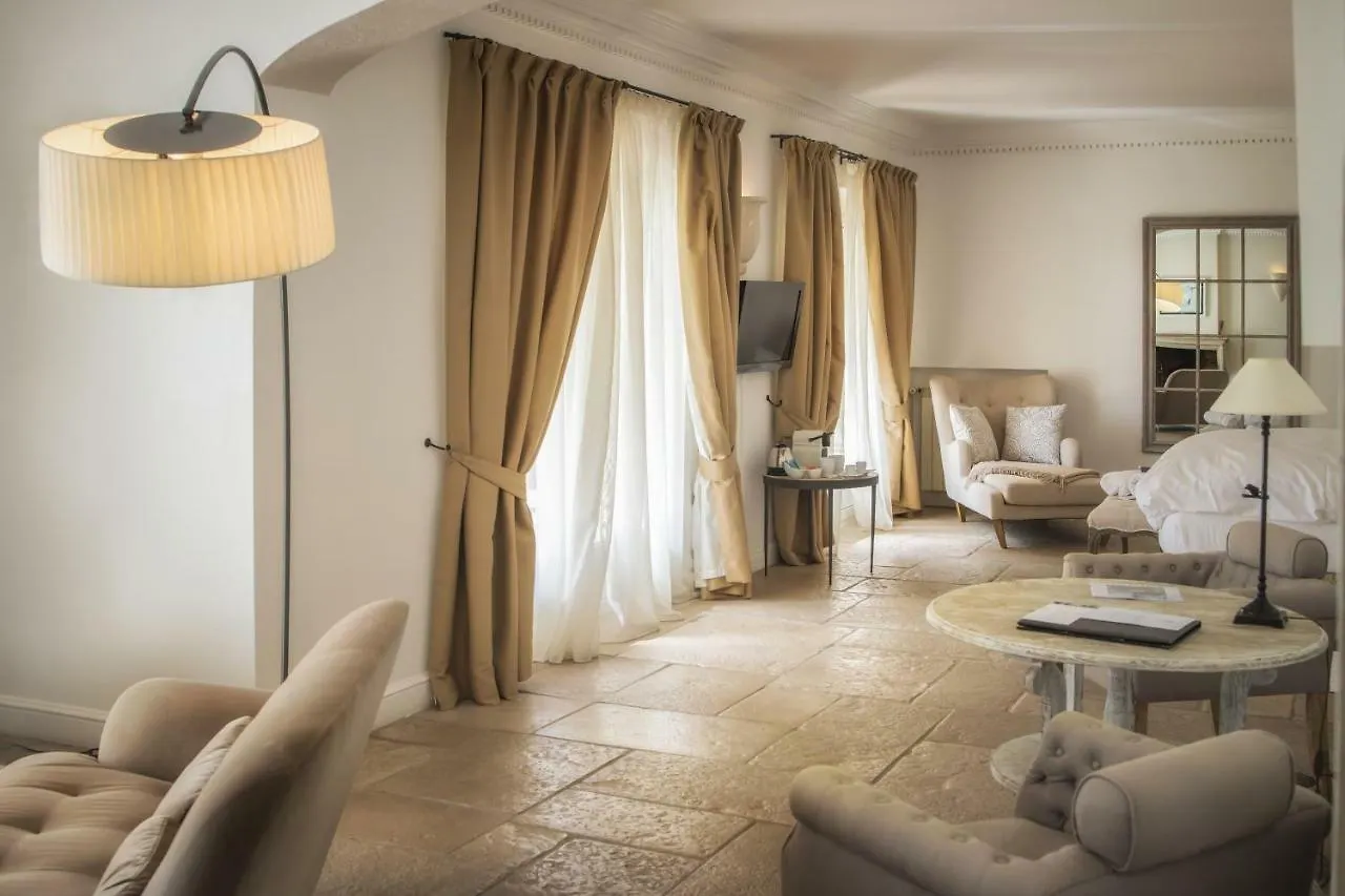 Hotel & Restaurant Alain Llorca La Colle-sur-Loup
